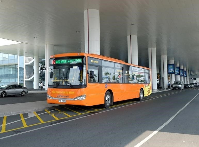 2023-06-xe-bus-di-san-bay-noi-bai-1.jpg
