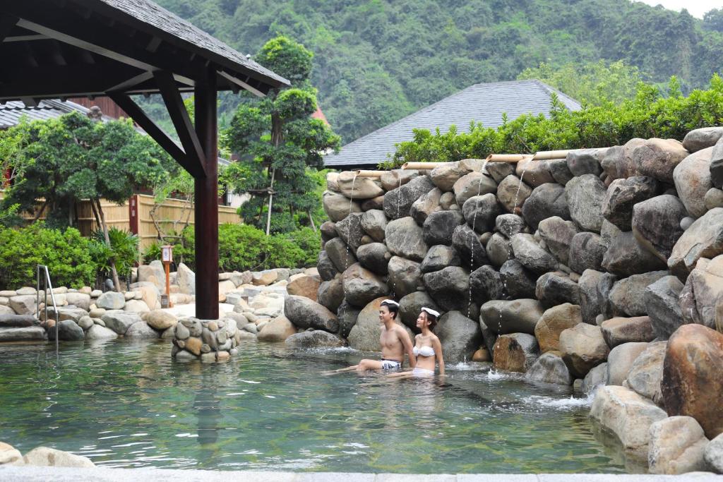 Thời điểm lý tưởng để tắm Onsen Cẩm Phả