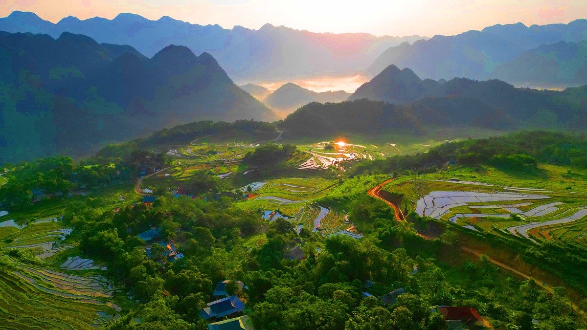 Du Lịch Gần Hà Nội 2 Ngày 1 Đêm: Top 20+ Địa Điểm Hot Nhất 2026